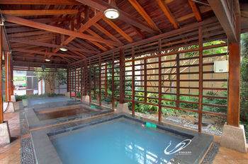 Country Garden Hot Spring Fogang Hotel 4*