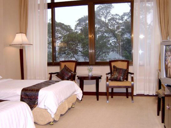 Aiqun - Fair Free Shuttle Bus During Fair Period Hotel