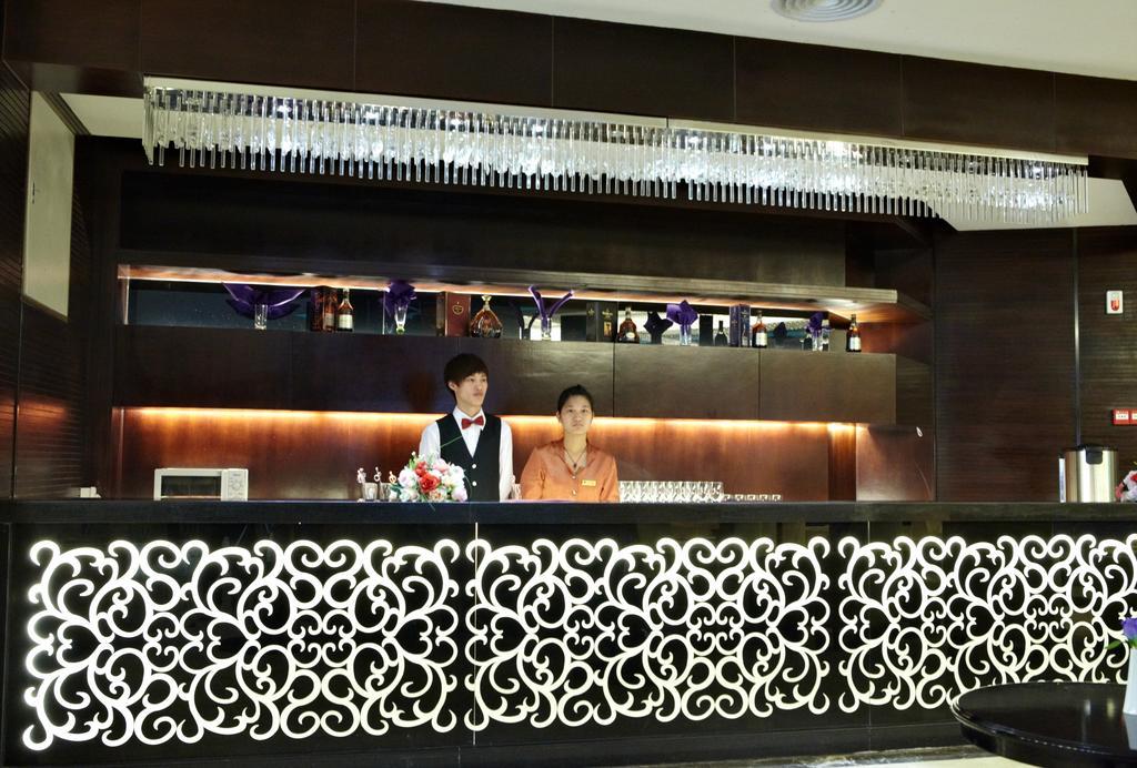 Yuekai Hotel
