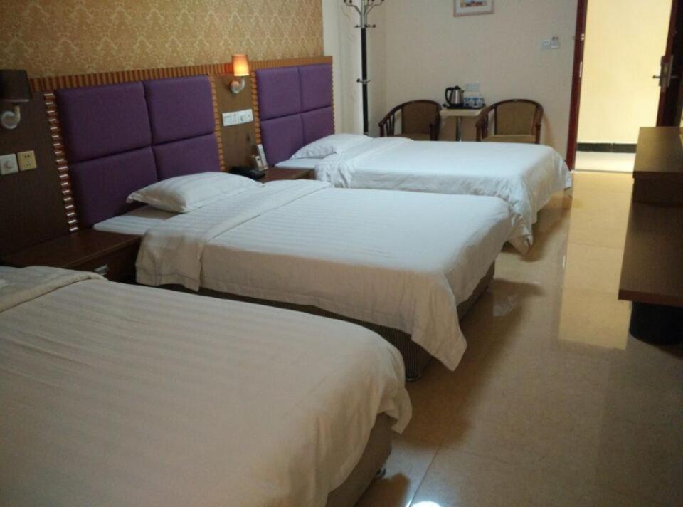 Huayi Hotel Guangzhou