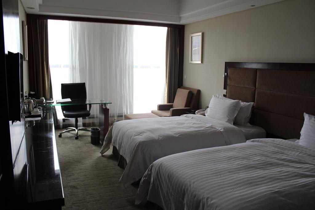Daysun International Hotel 4*