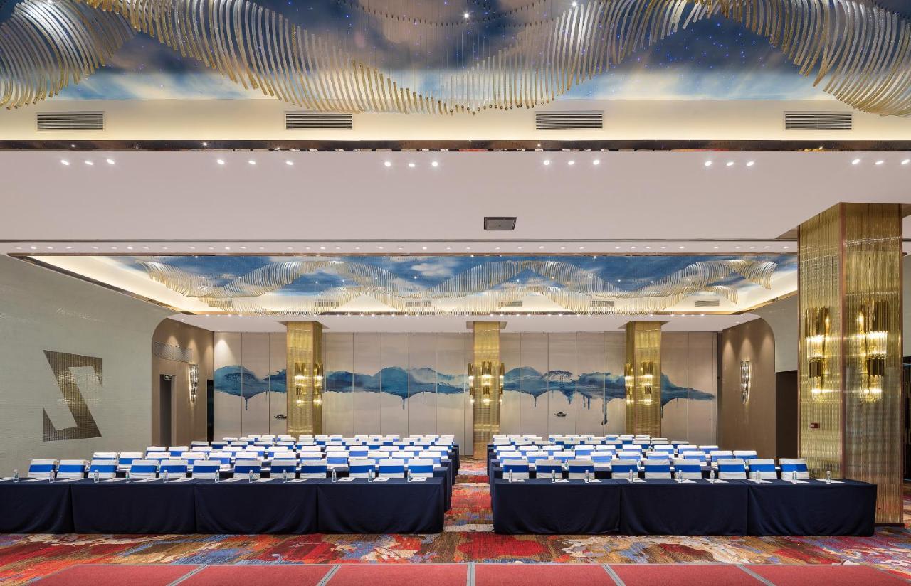 Hotel Headquarter International 5*