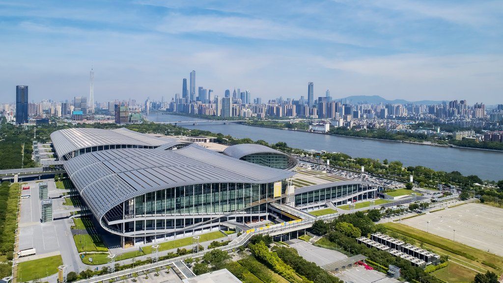 Hotel Intercontinental Exhibition Centre 5*