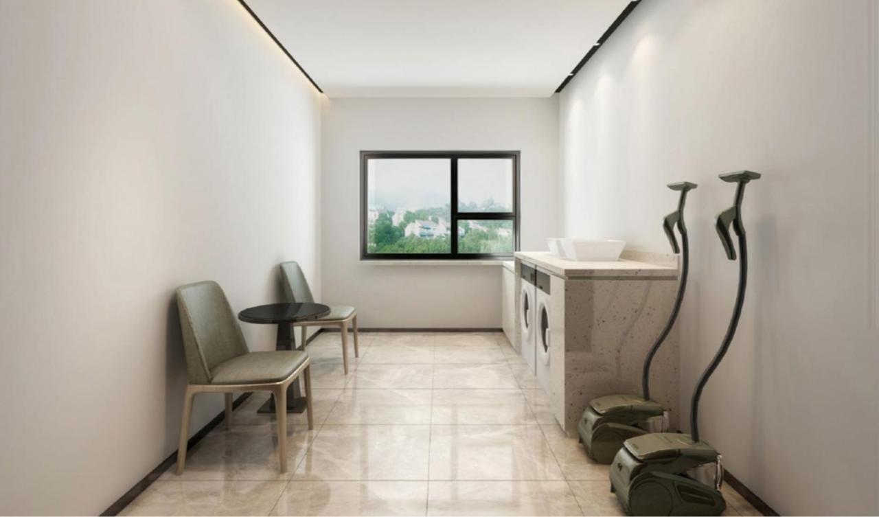 Hotel Echarm International Tower Pazhou Convention And Exhibition Center Lujiang Subway Metro Branch - Free Shuttle Bus To Fair Complex During Fair Period 4*