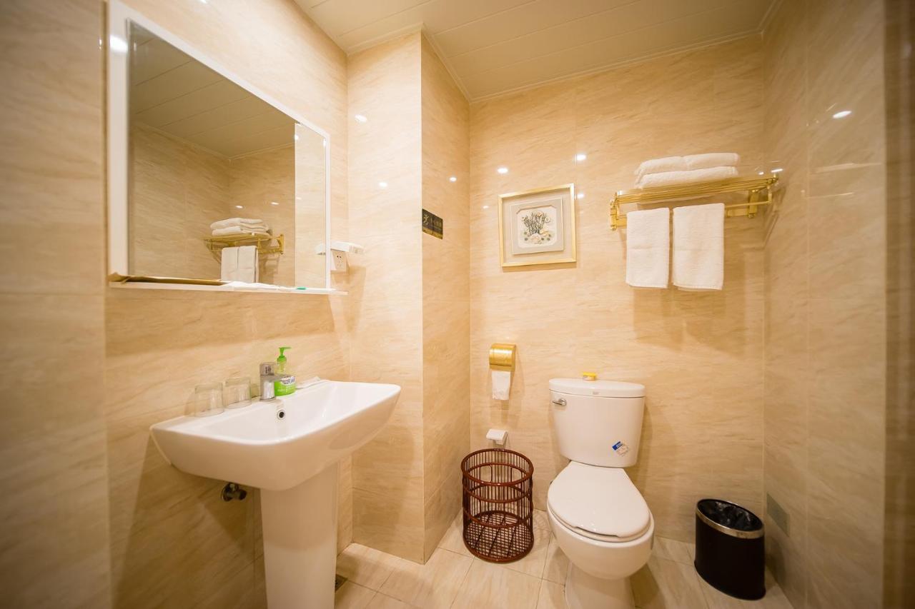 Laiste Aparthotel: Science With Fair Shuttle Aparthotel 3*