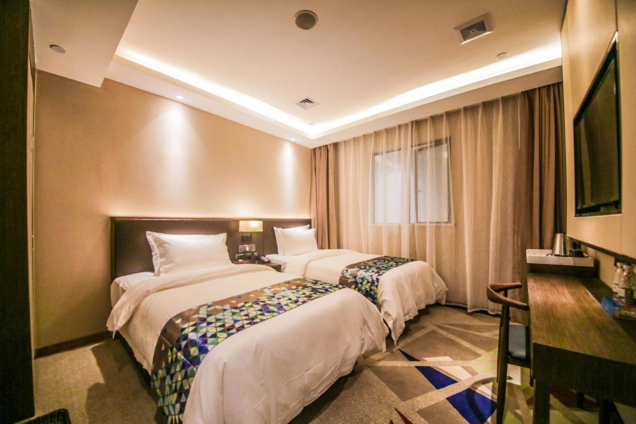 Chao Man Hotel 3*