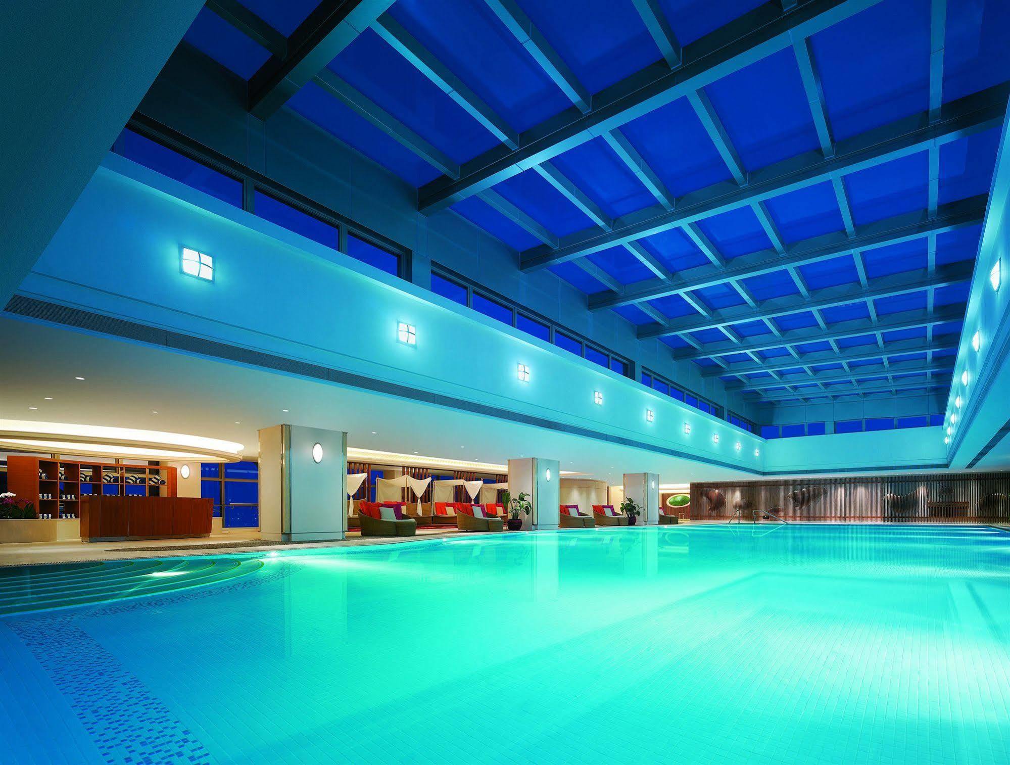 Shangri-la Guangzhou-3 Minutes By Walking To Fair Complex Hotel