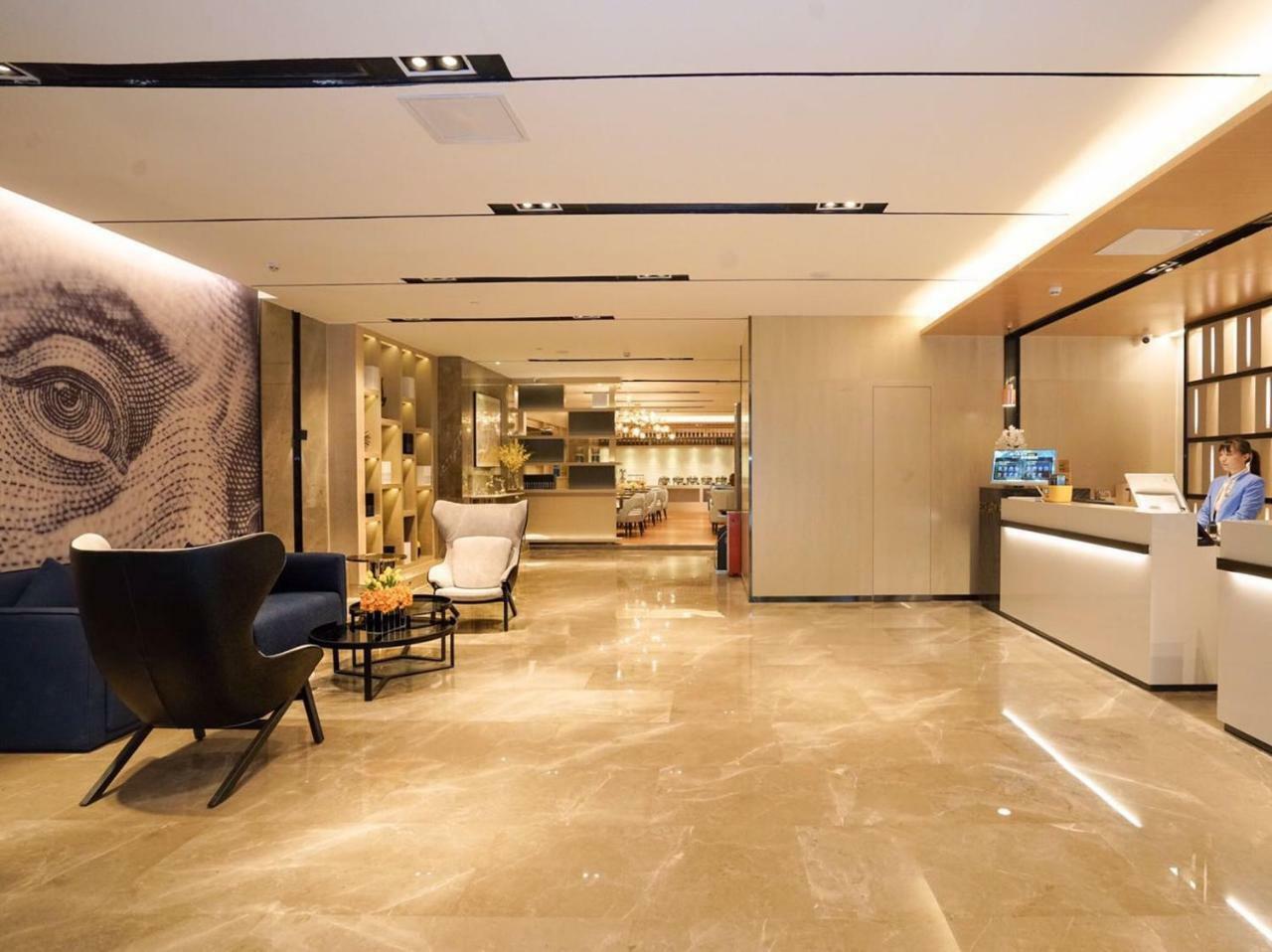 Hotel Echarm International Tower Pazhou Convention And Exhibition Center Lujiang Subway Metro Branch - Free Shuttle Bus To Fair Complex During Fair Period Guangzhou