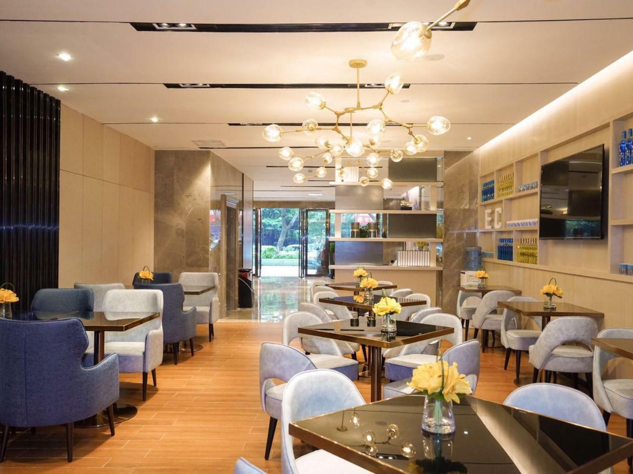 Echarm International Tower Pazhou Convention And Exhibition Center Lujiang Subway Metro Branch - Free Shuttle Bus To Fair Complex During Fair Period
