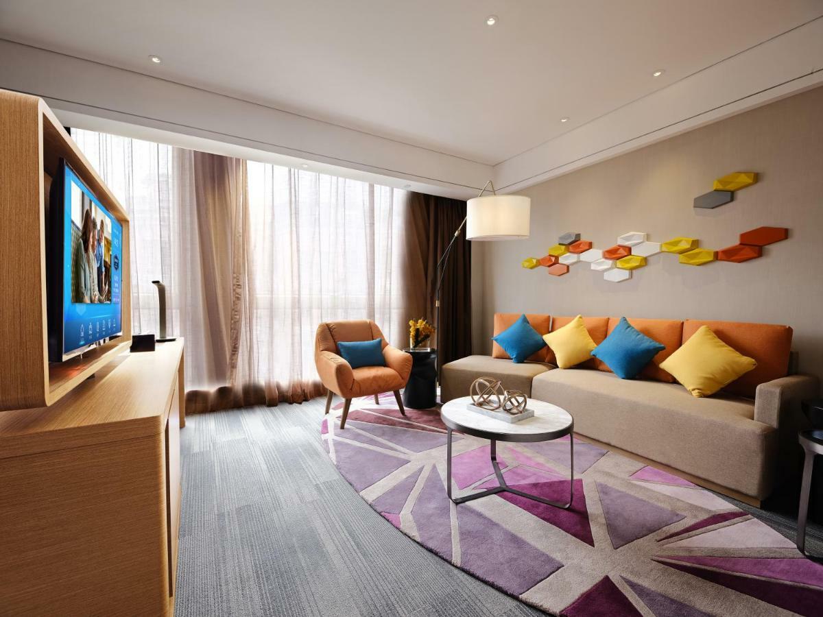 Hampton By Hilton Dongxiaonan Hotel 4*
