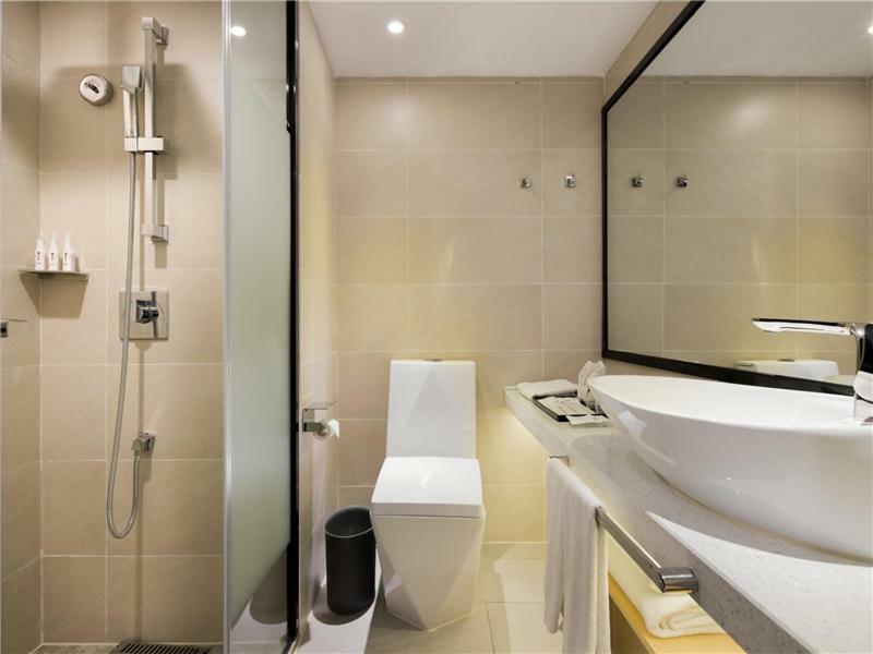 Lavande Hotel 4*