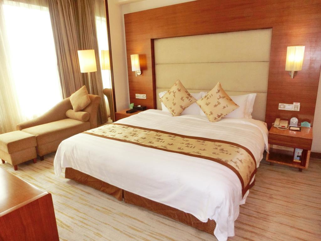 Ramada Plaza Hotel Guangzhou