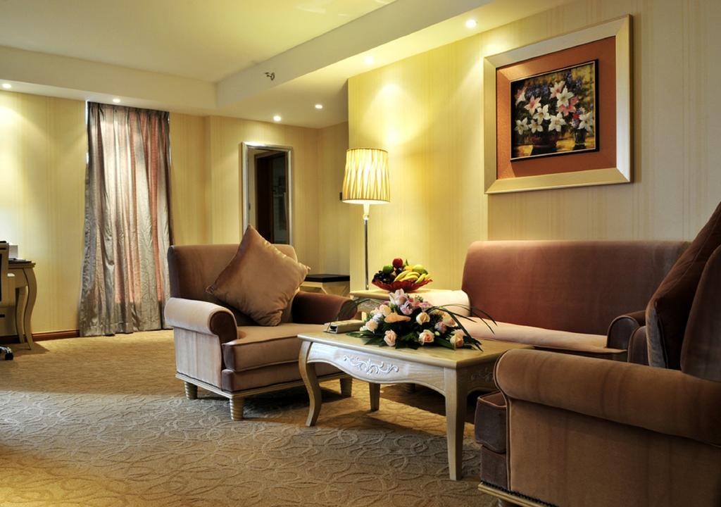 International Hotel 4*