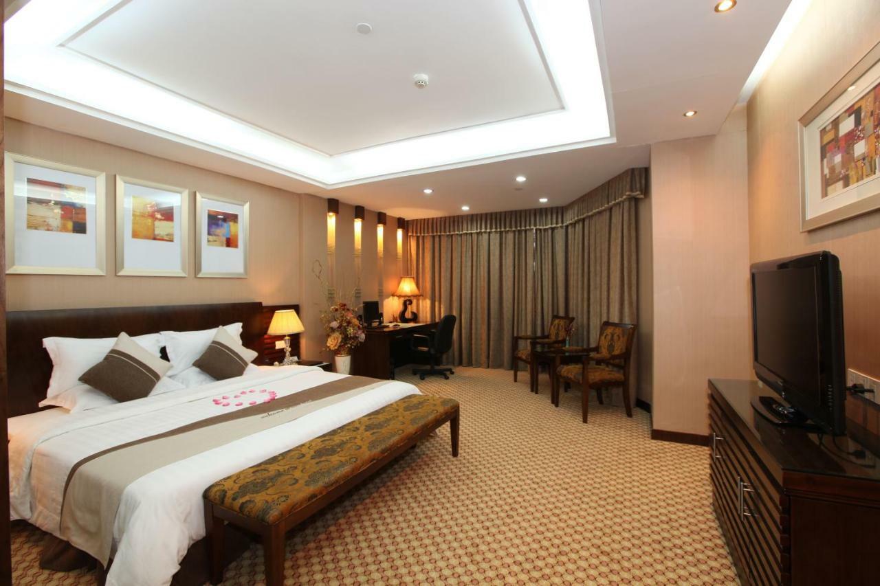 Oriental Silk Hotel