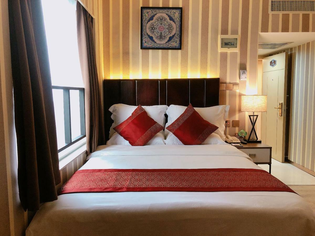 Hotel Oriental Silk