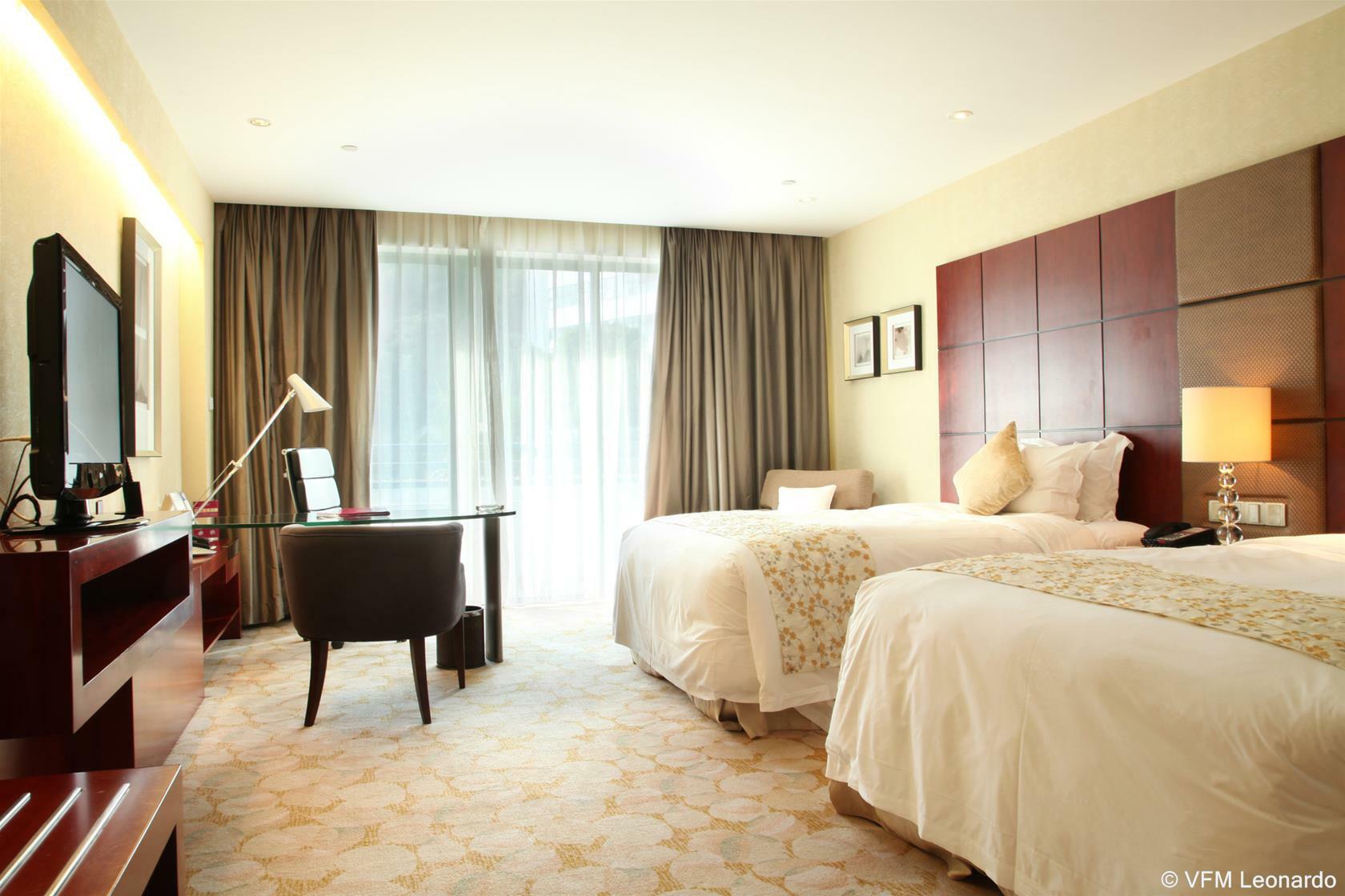 Hilton Science City, Free Shuttle Bus During Fair Hotel 5*