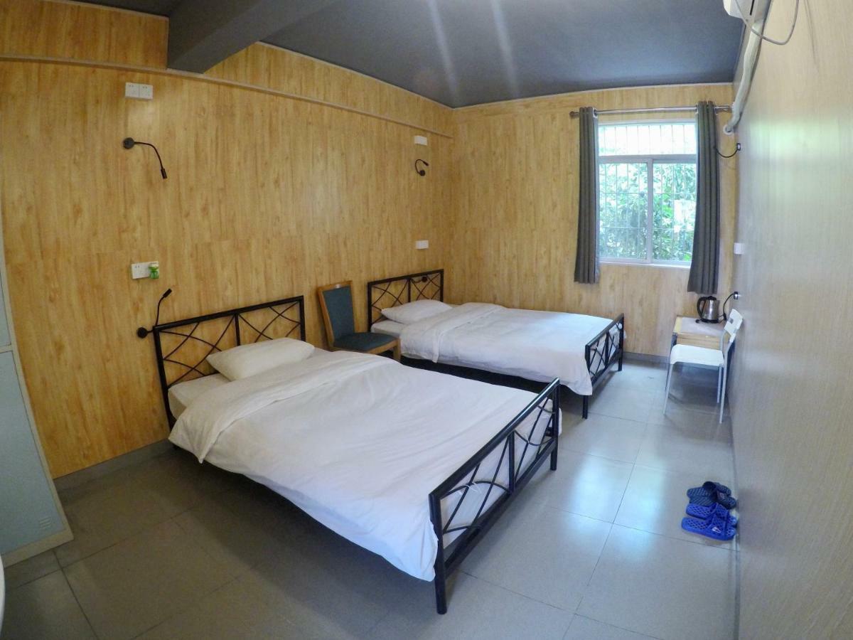 Dong Shan Gaga Hostel Hostel