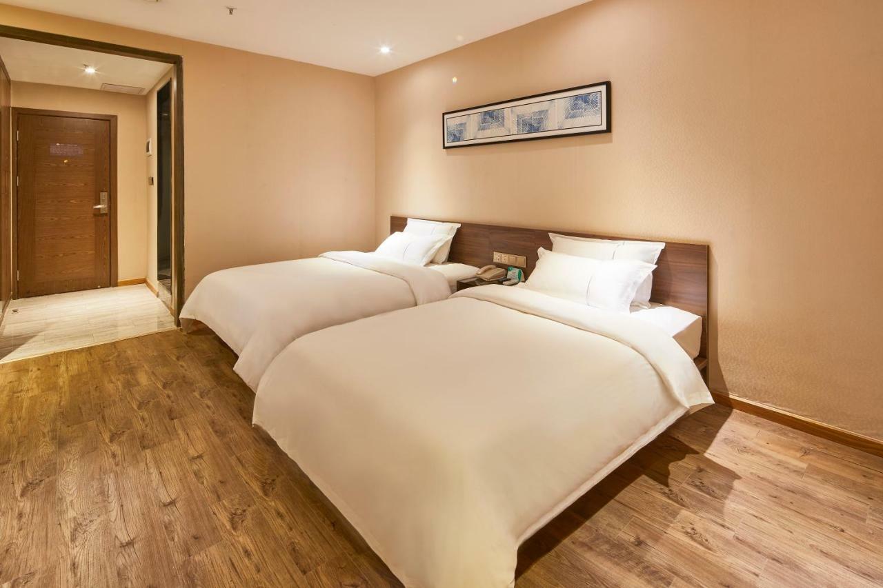 Hotel Insail Railway Station 3*