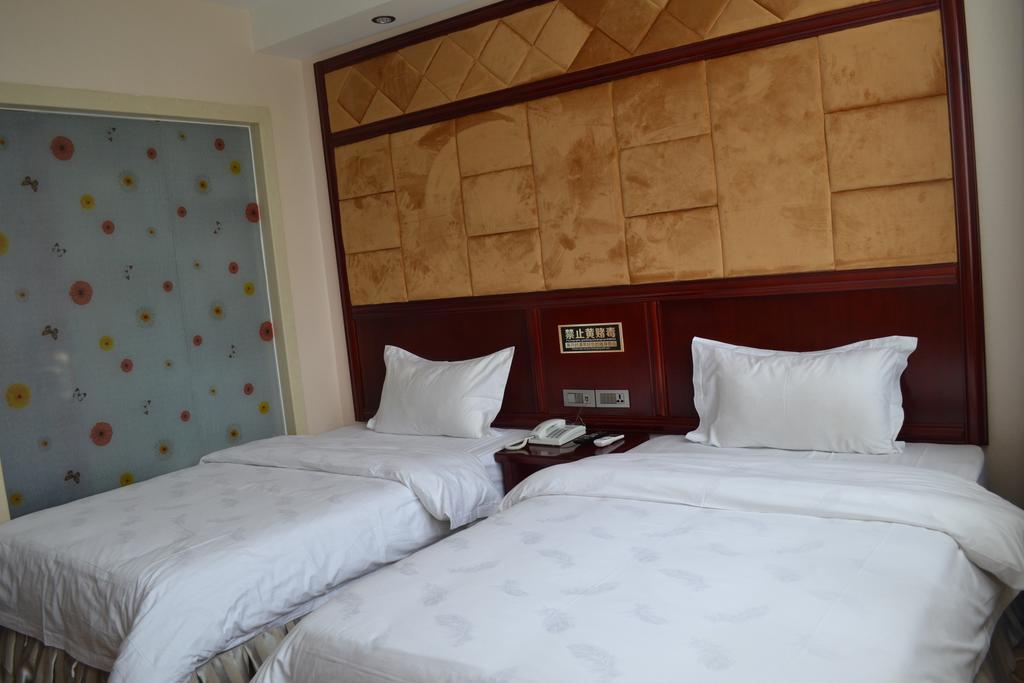 Xiang Tian Hotel 3*