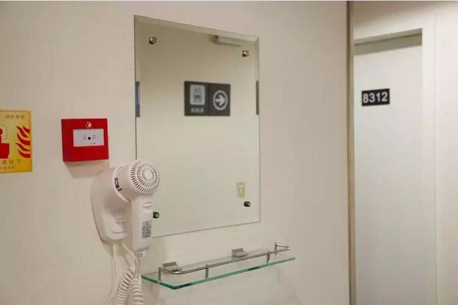 7 Days Inn Hotel