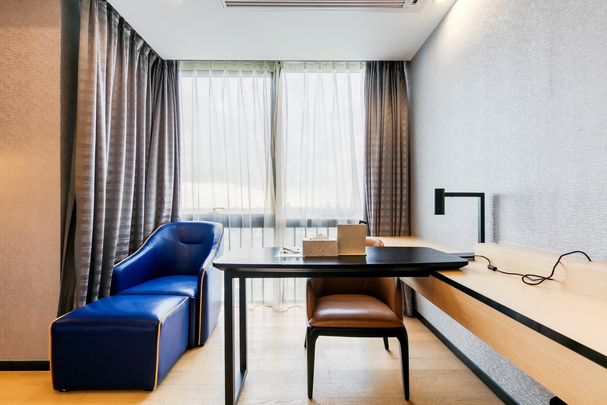 Yimi Mix International Apartment Hotel