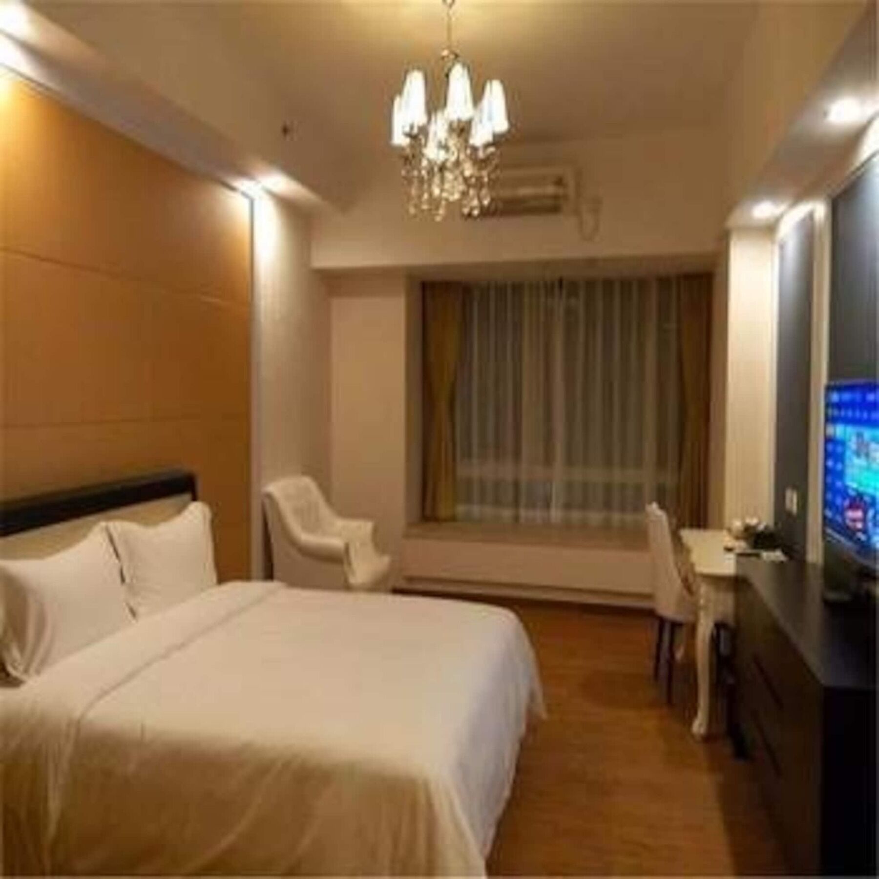 Yegao International Hotel 2*