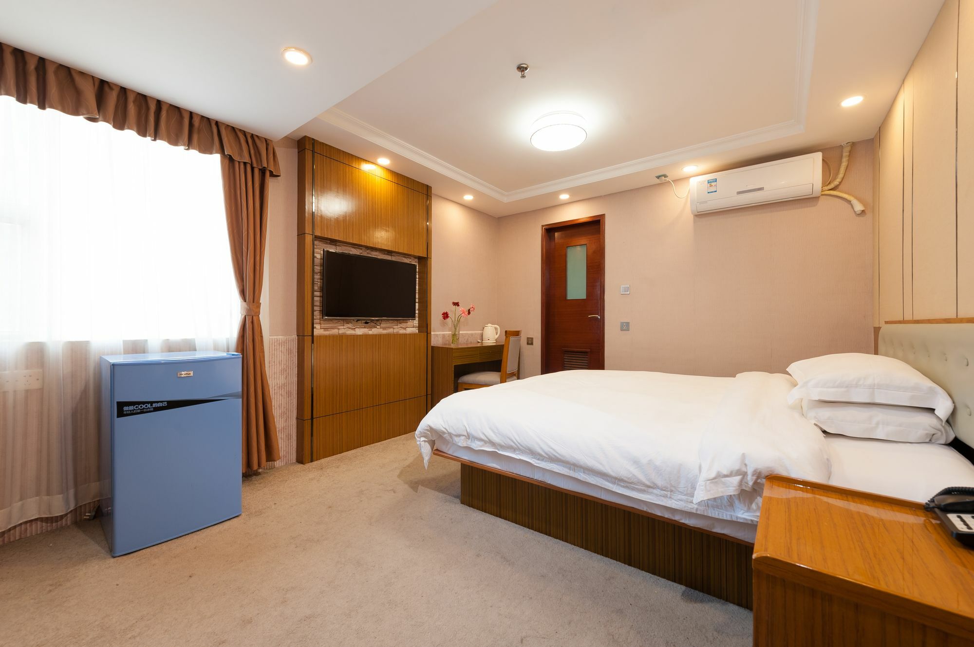 Hotel Compass 3*