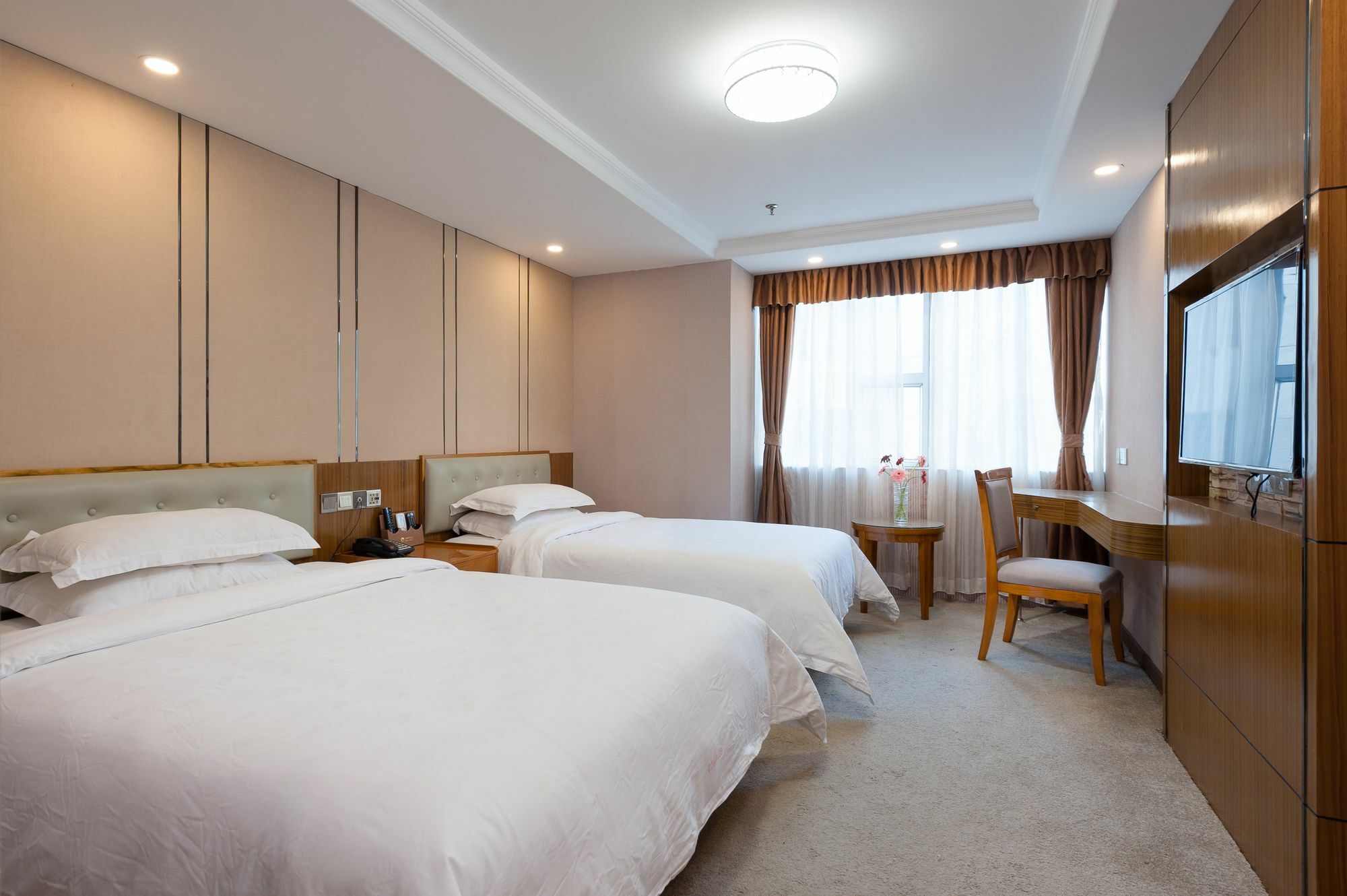 Compass Hotel 3*