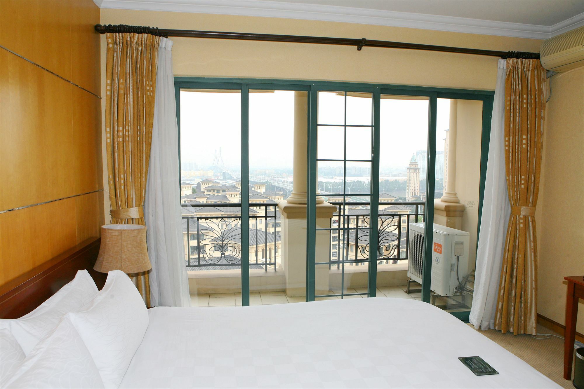 Hotel Star River 5*