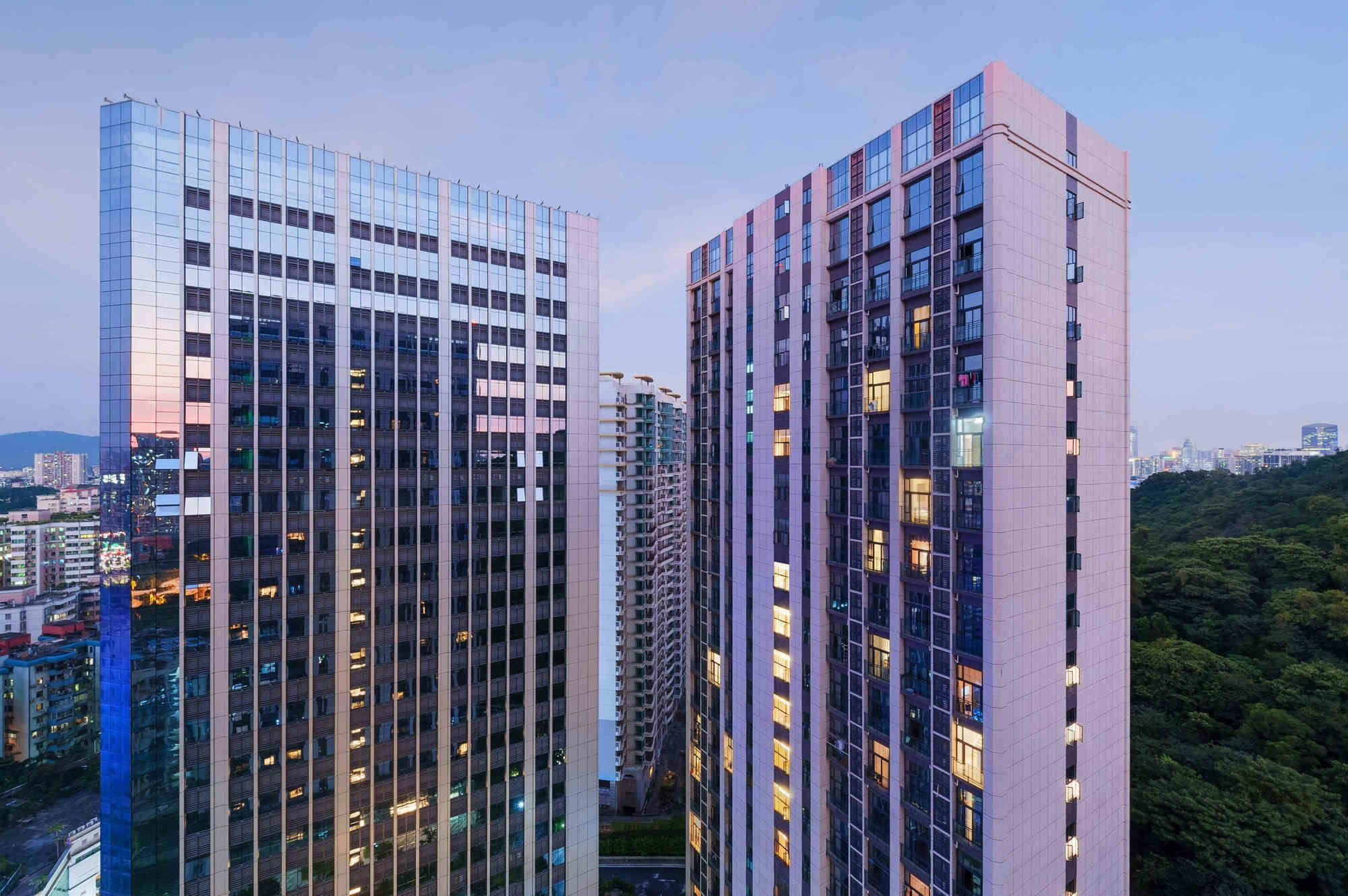 Ys Lida Square Apartment