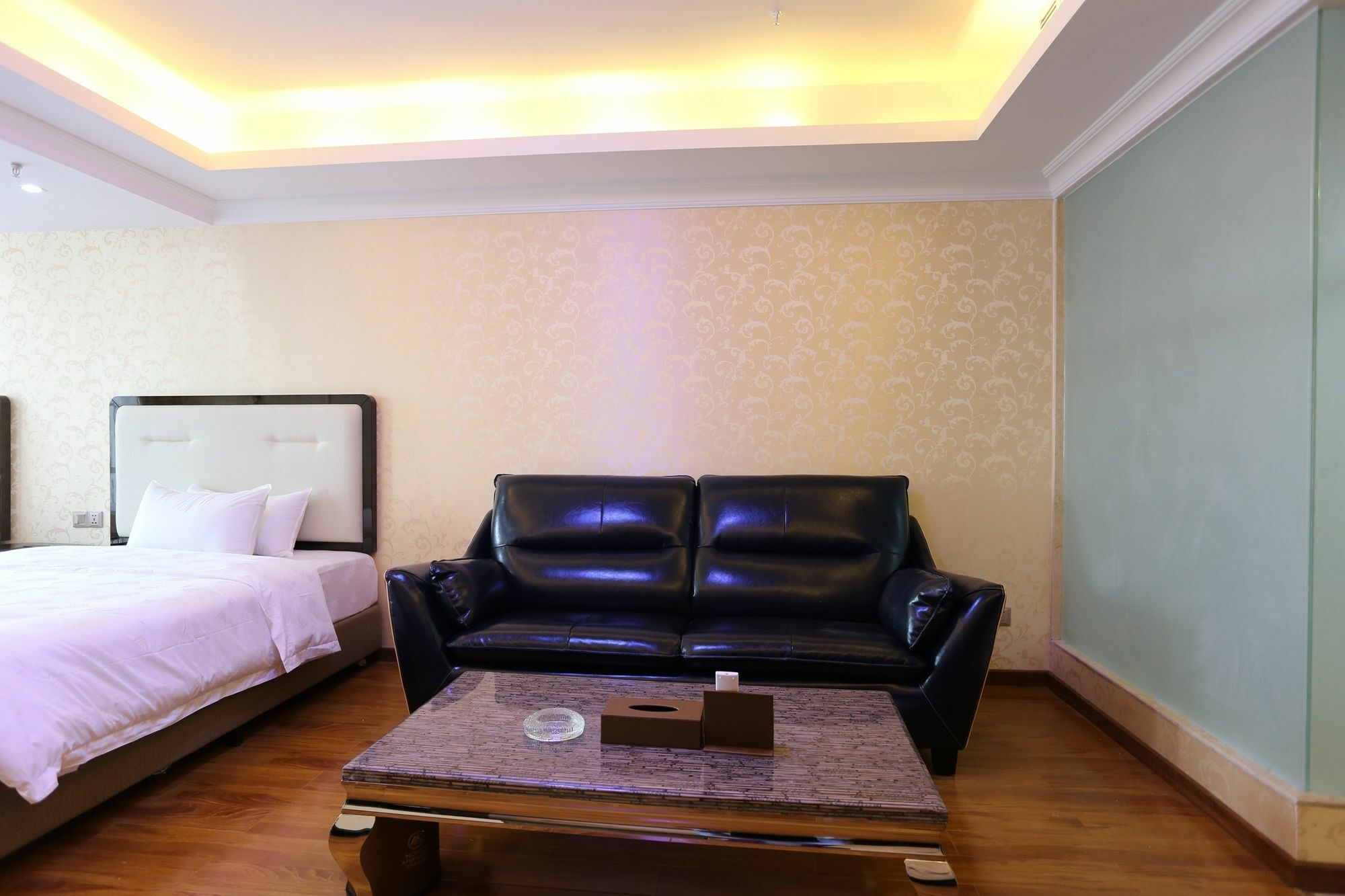 Nomo Service The Legend Apartment *