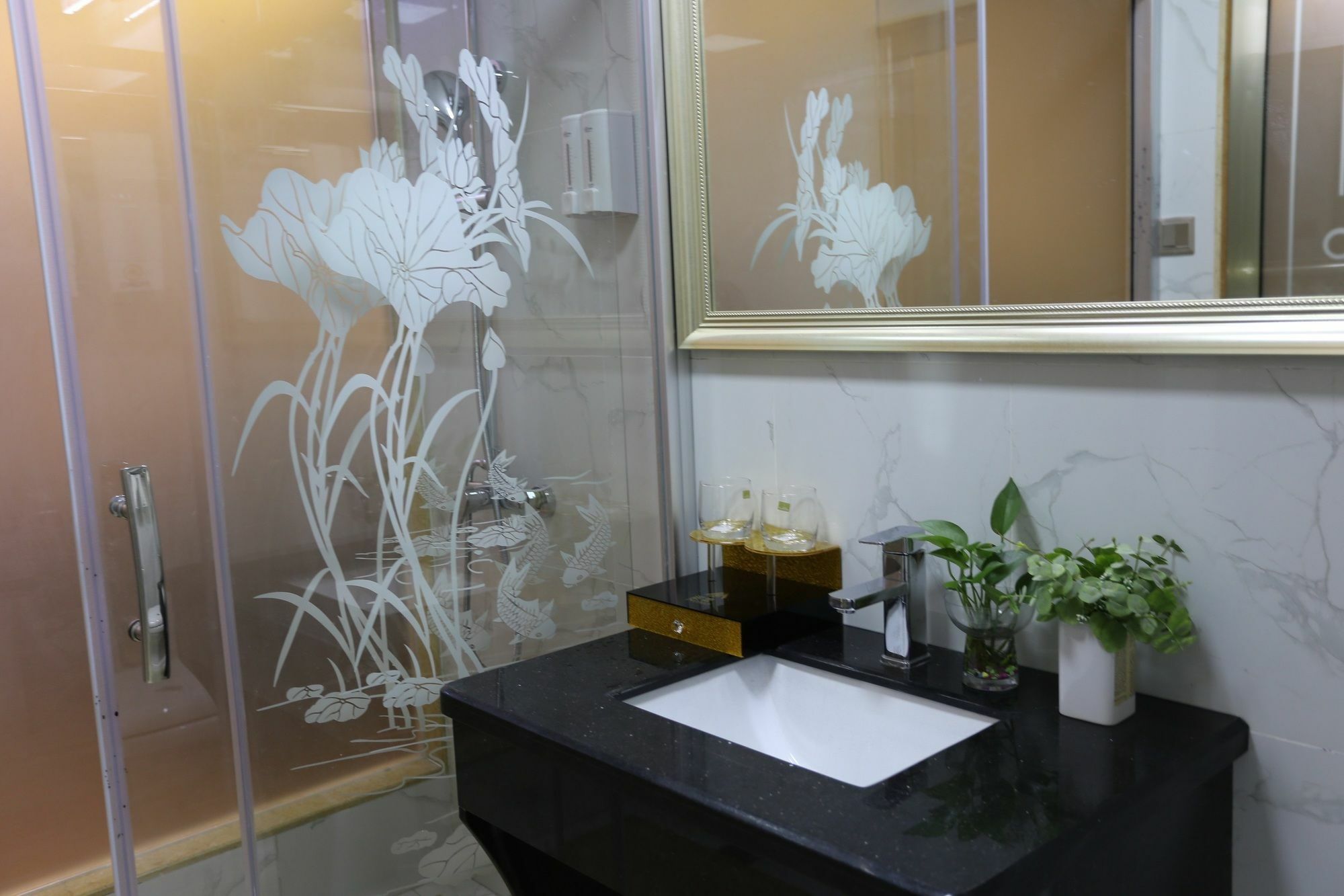 Nomo Service The Legend Apartment *