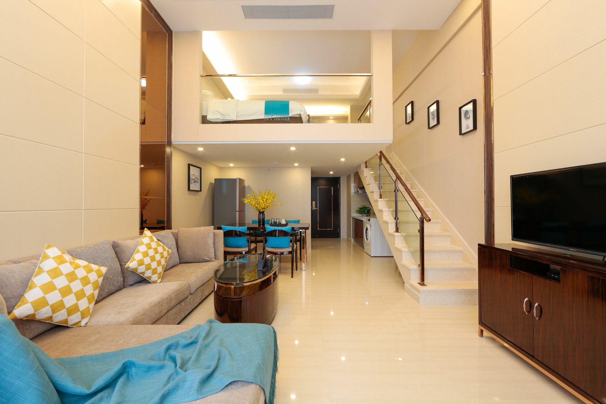 Waifiden Duplex Zhongyong Jinyu Branch-free Shuttle Bus During The Fair Apartment *