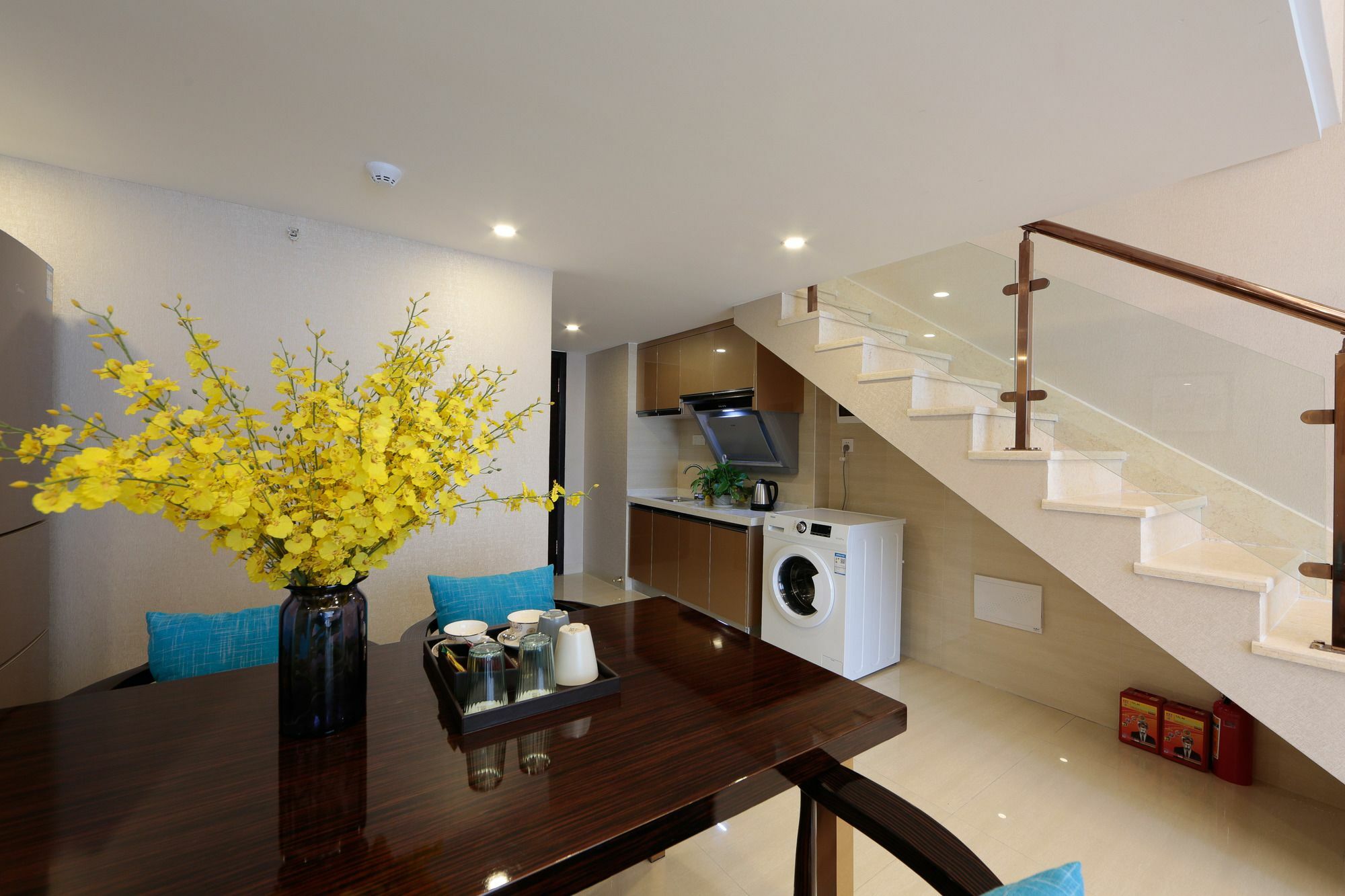 Apartment Waifiden Duplex Zhongyong Jinyu Branch-free Shuttle Bus During The Fair Guangzhou