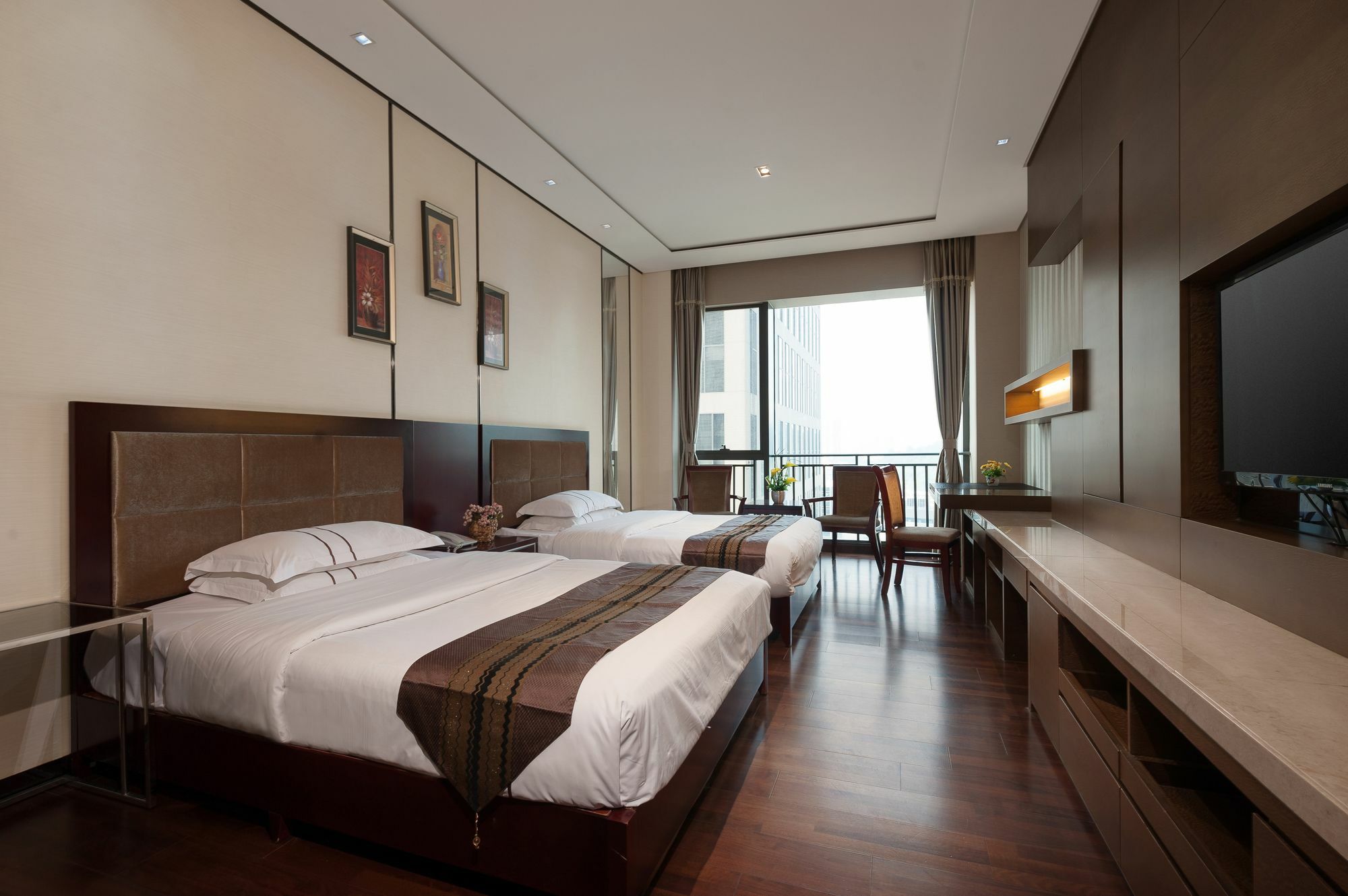 Yicheng Plaza * Guangzhou