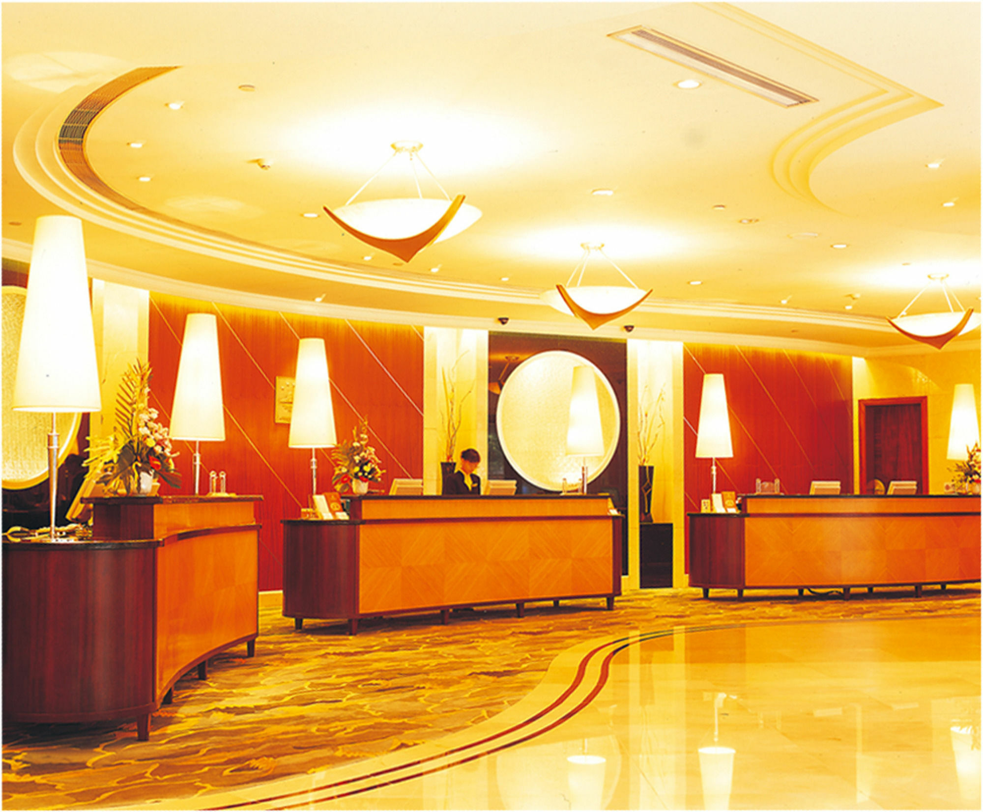 Royal Hotel 4*