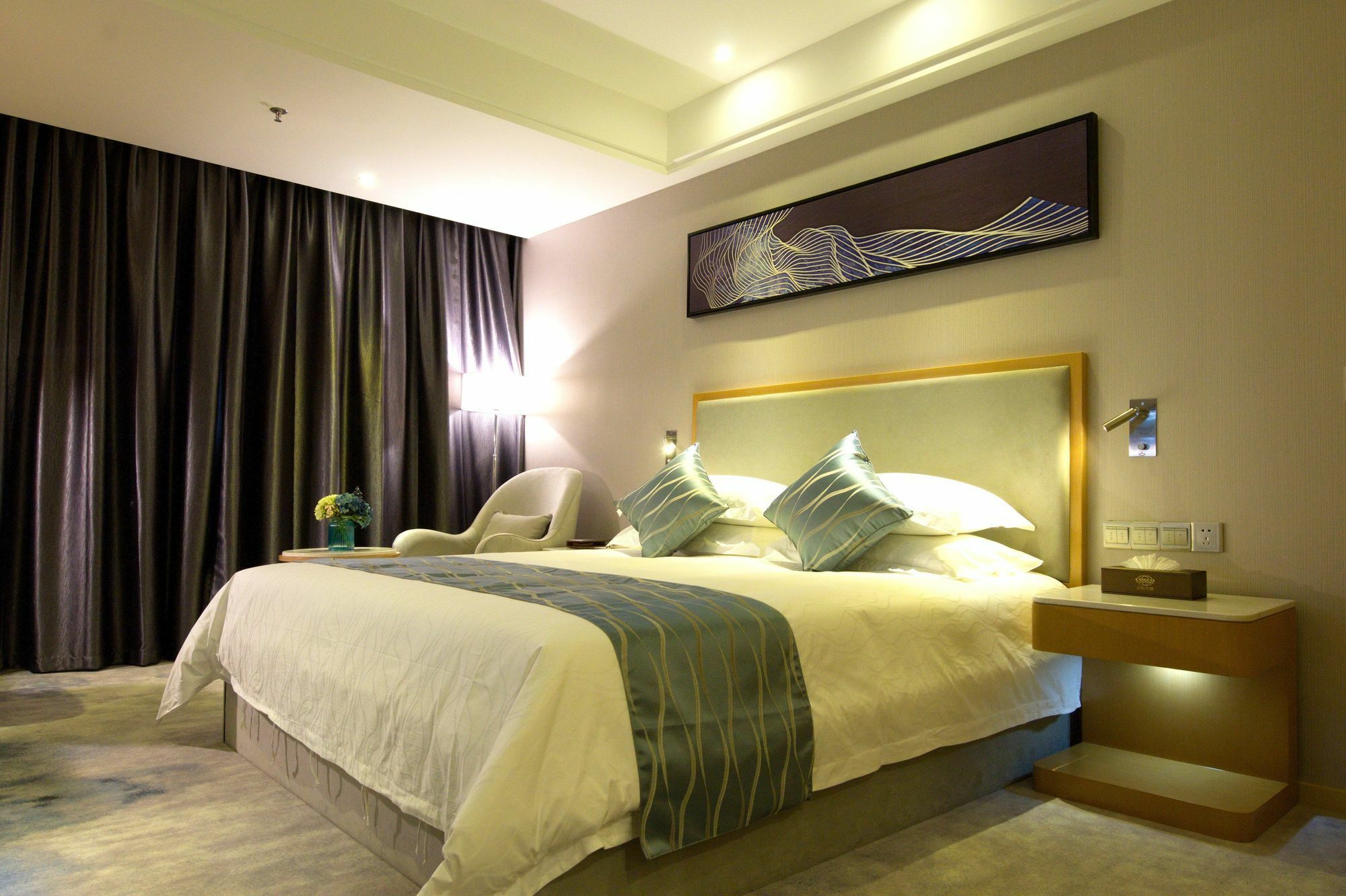 Seaman Hotel-line 2 Jiangnanxi Station