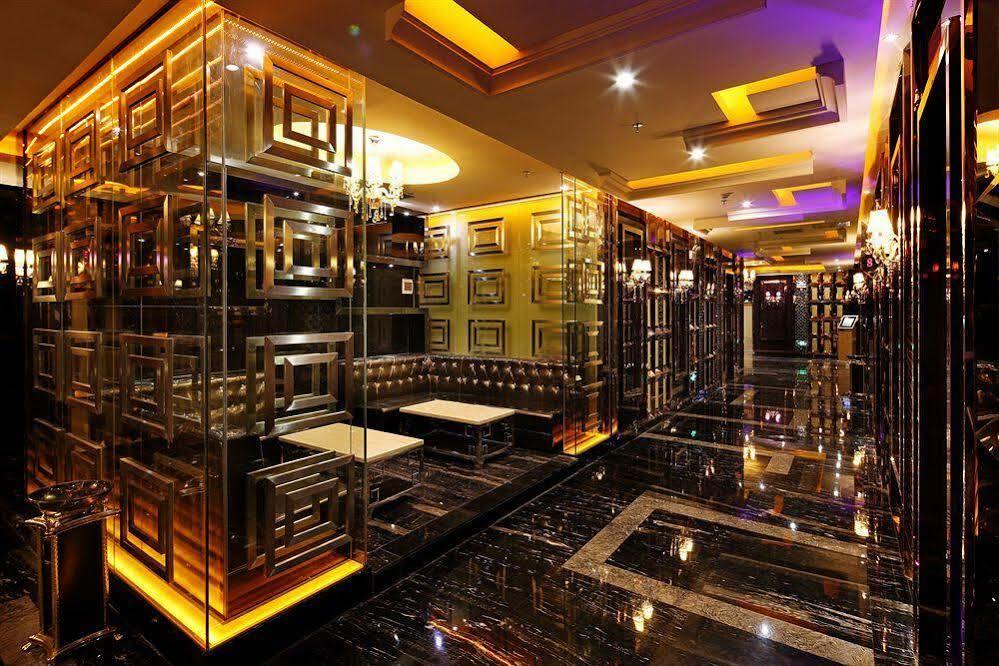 Clayton Hotel-near Pazhou Exhibition Center 4*