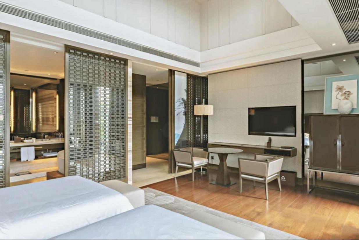 The Mulian Urban Huadu Resort 4*