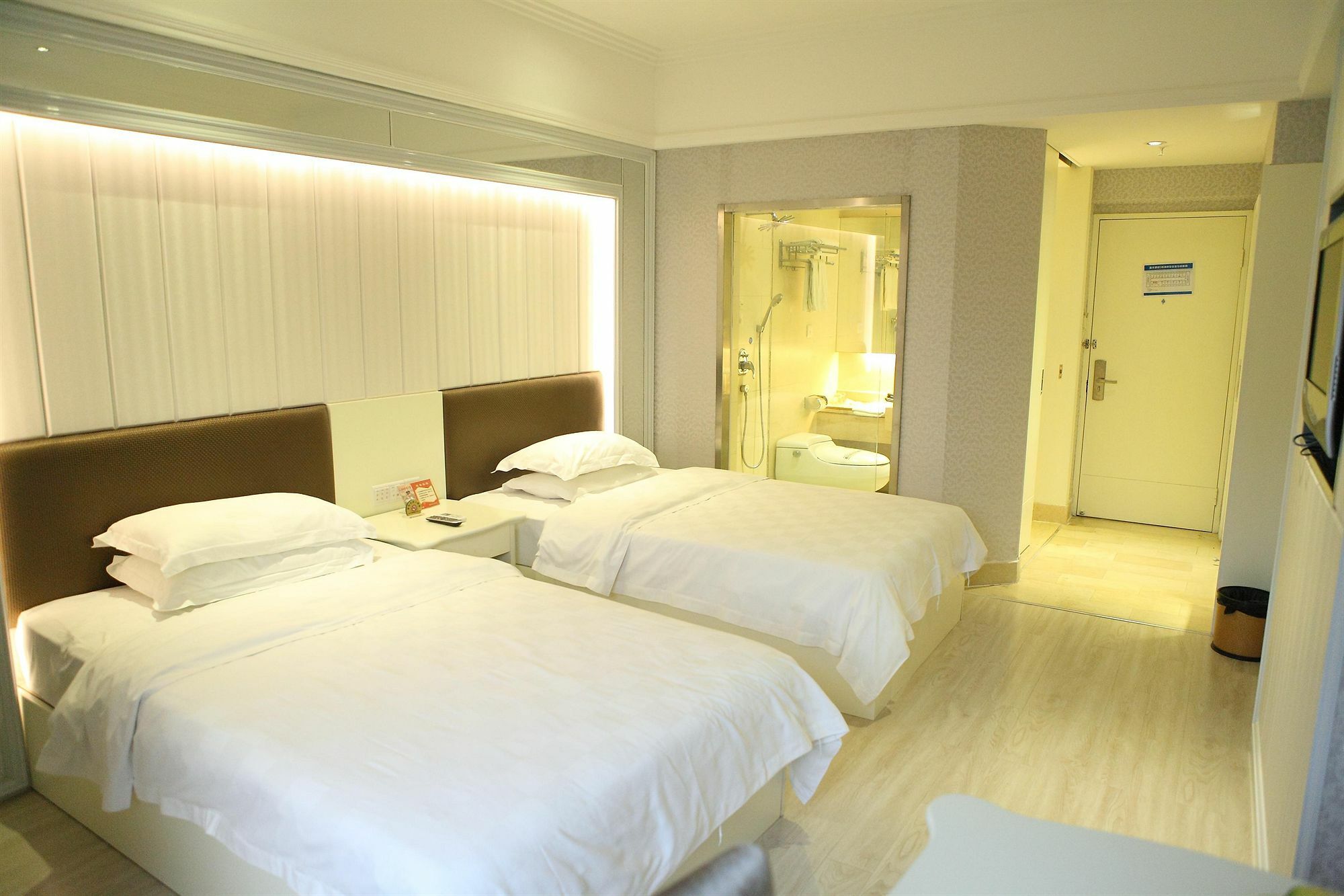 Hotel Bluesky Guangzhou