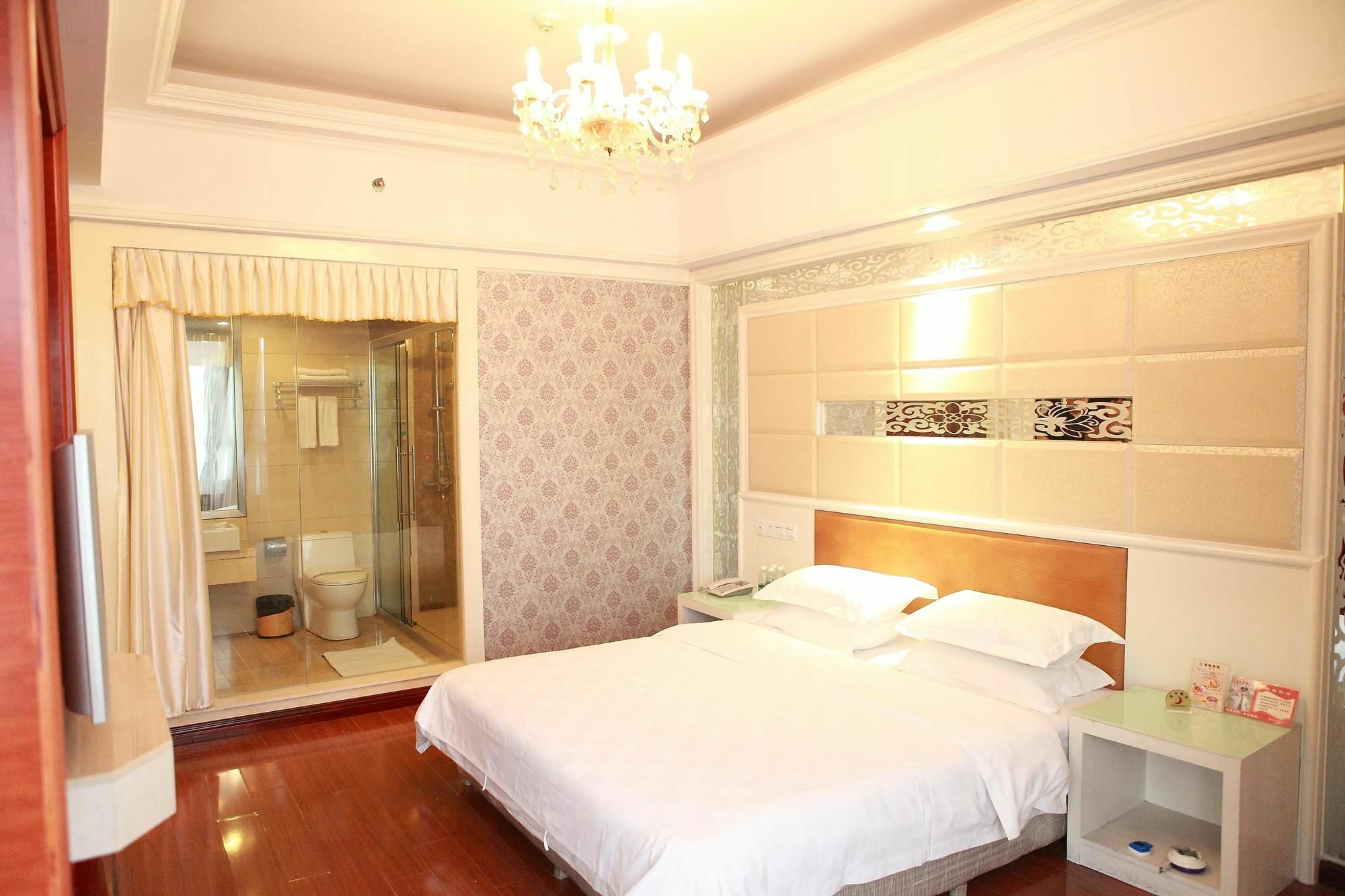 Bluesky Hotel