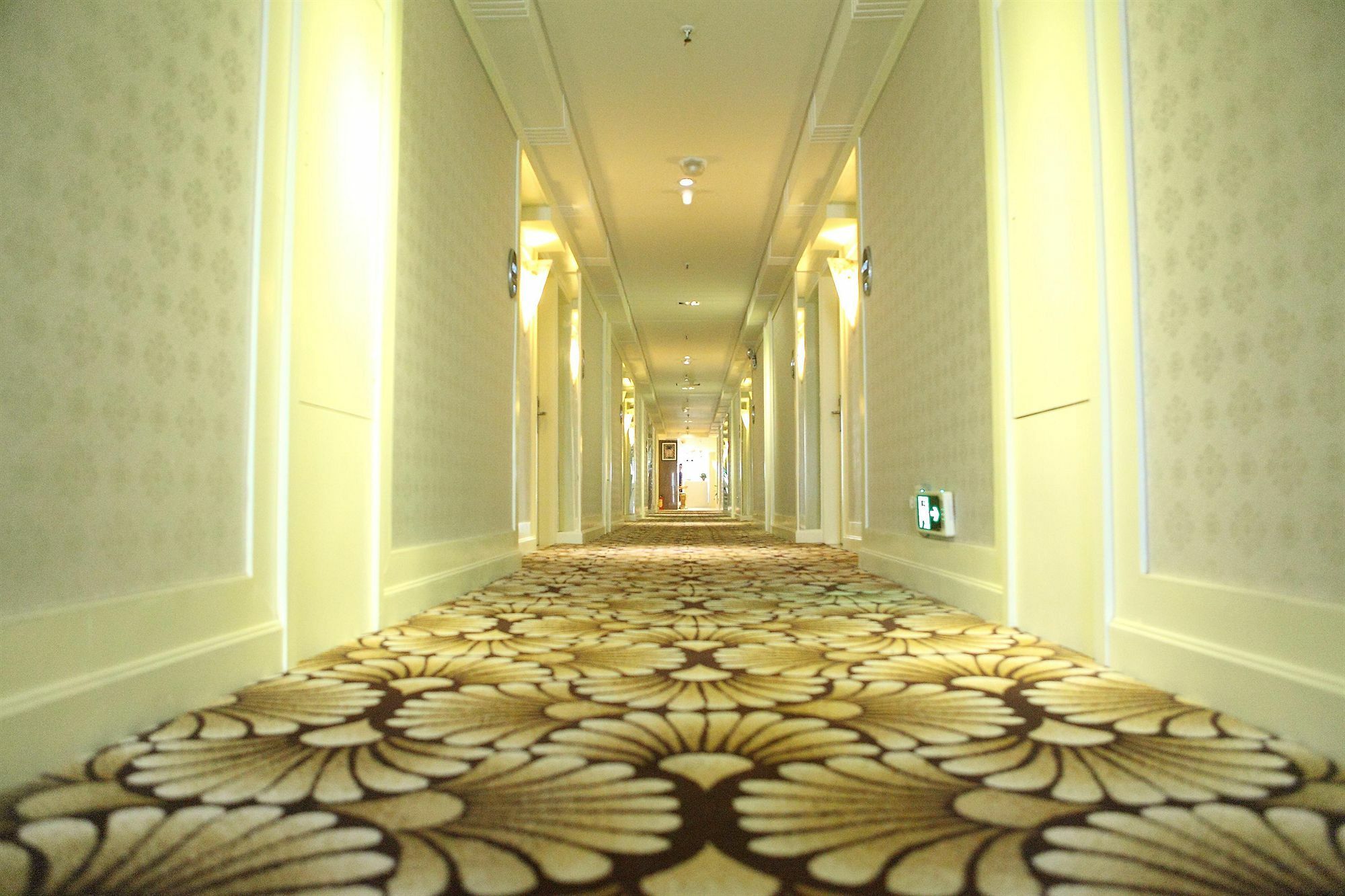 Hotel Bluesky Guangzhou