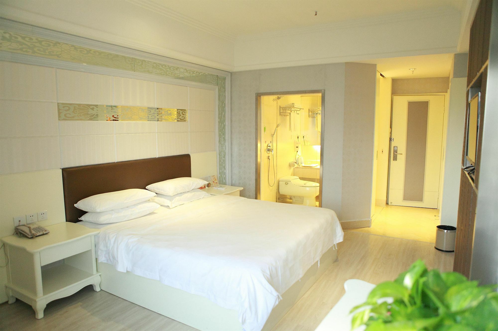 Bluesky Hotel 4*