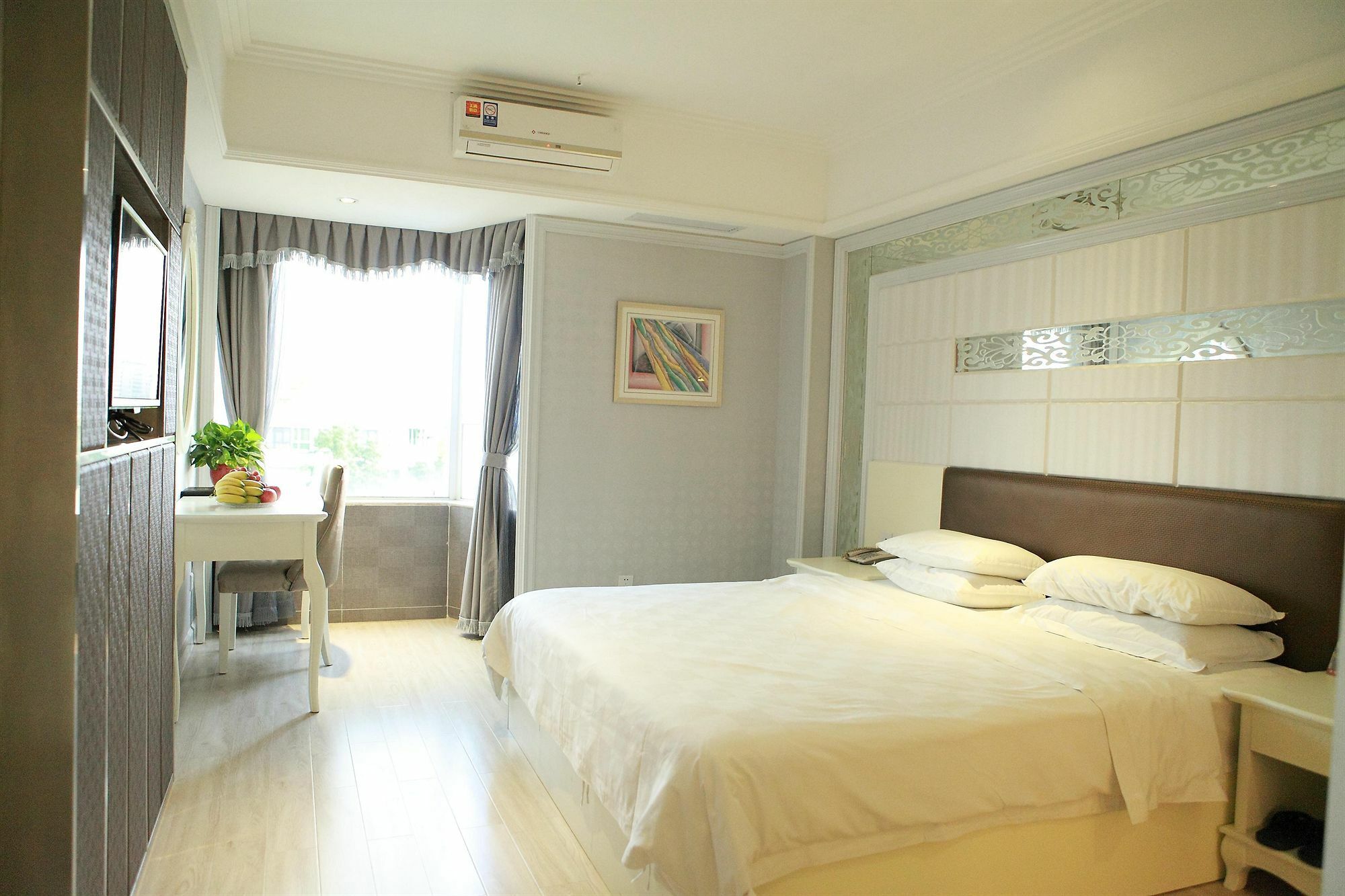 Bluesky Hotel Guangzhou