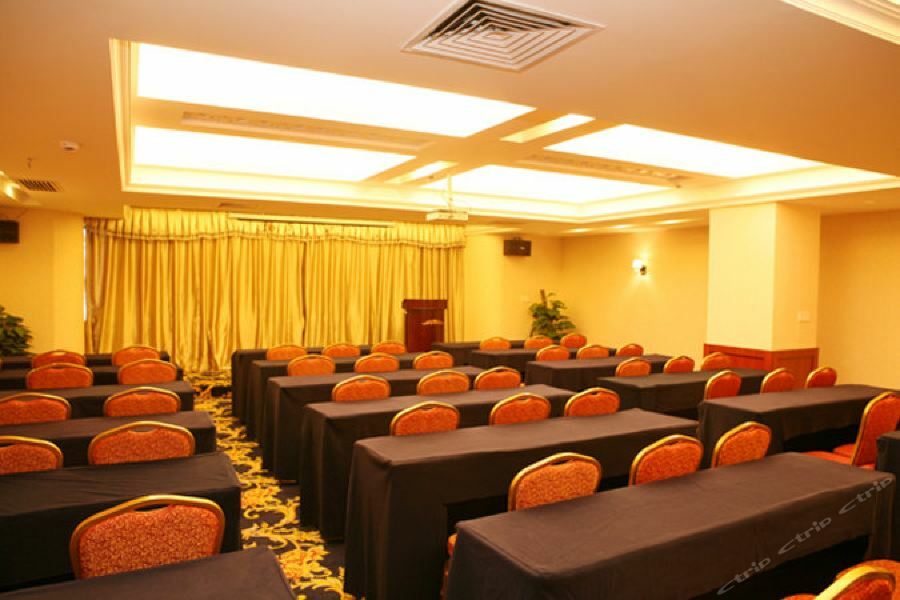 Yunhai International 4*