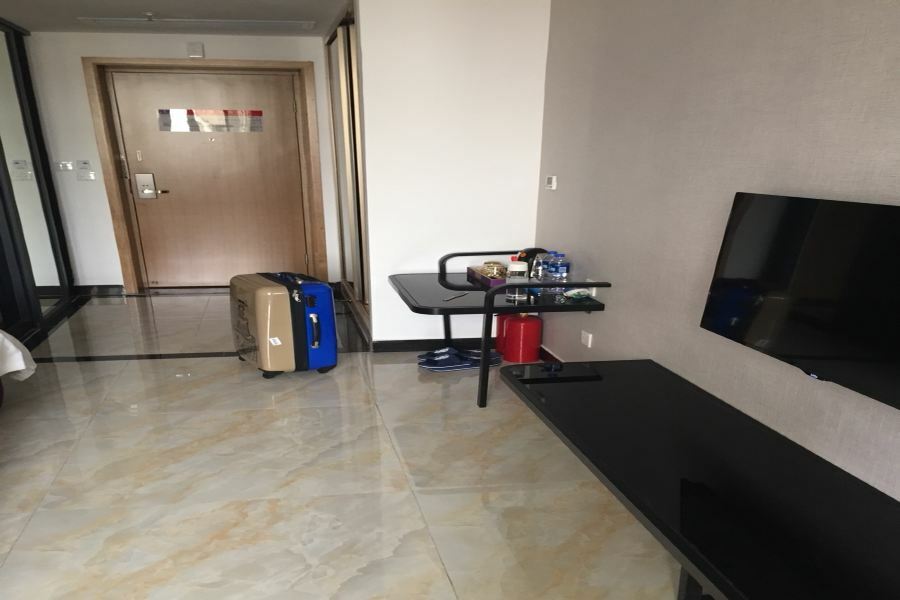 7 Days Premium Hotel