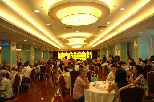 Hotel Heshen Business 3*