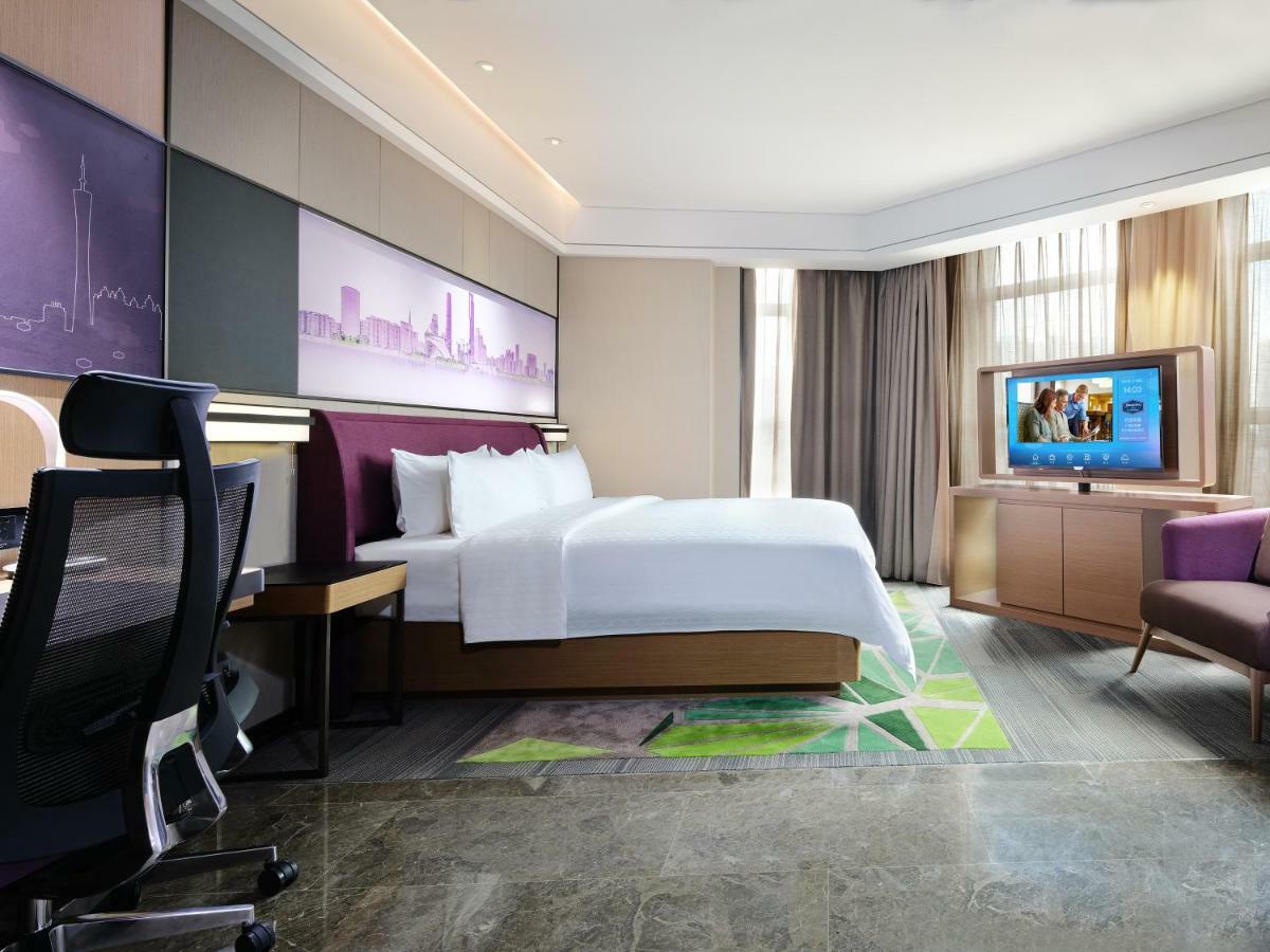 Hampton By Hilton Dongxiaonan Hotel 4*