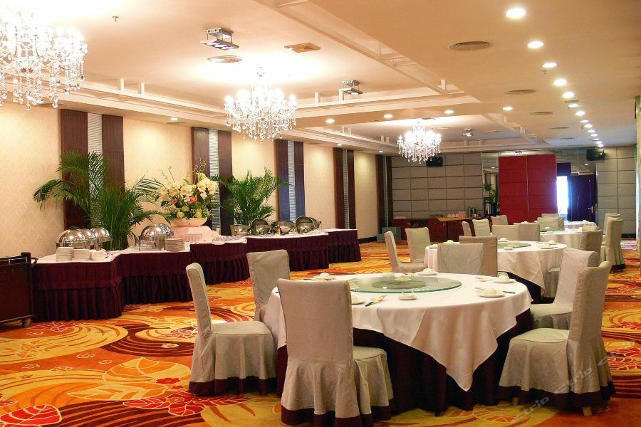 Hotel Triumphal 3*