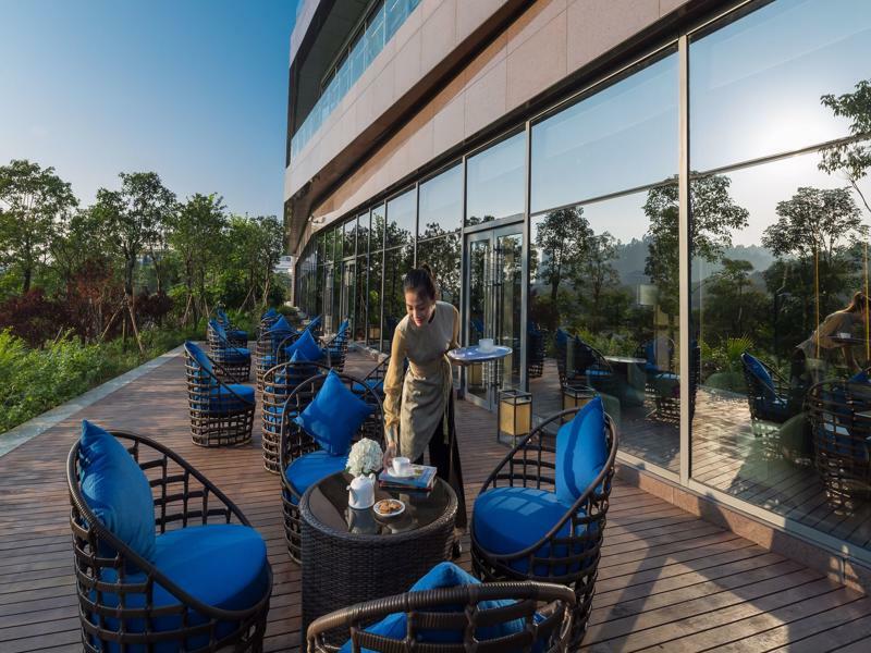 Doubletree By Hilton Science City-free Shuttle Bus Service During Fair Period Hotel